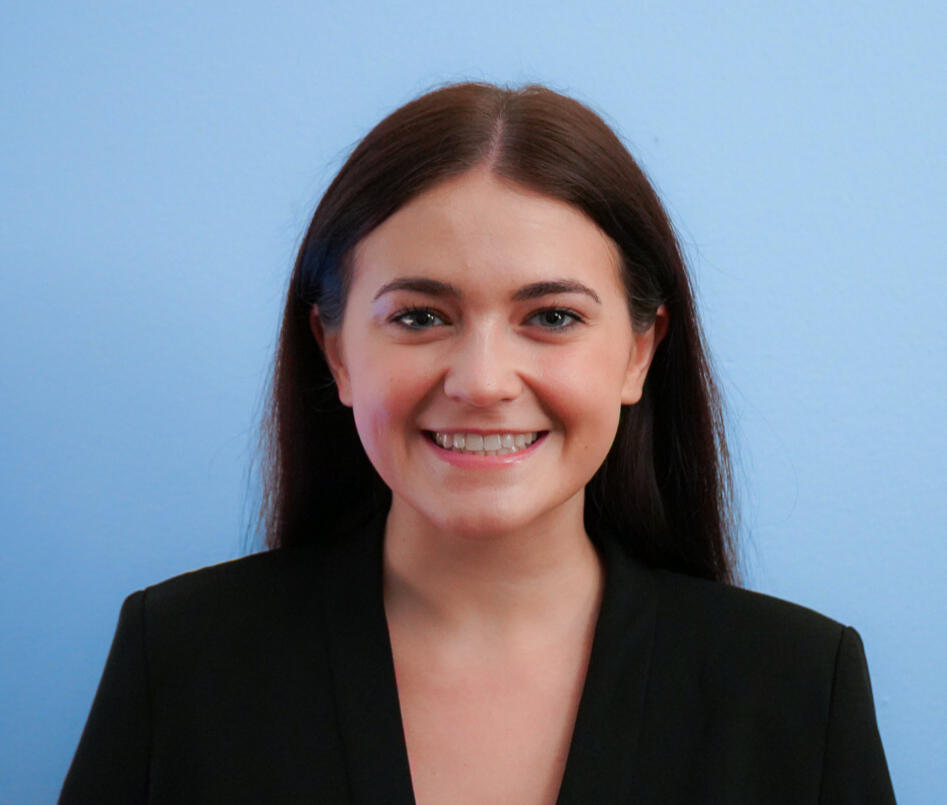 Operations Chair: Isabell Dodge